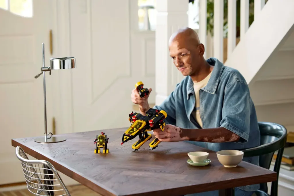 10355 Nuevo Blacktron Renegade de LEGO construcción 2